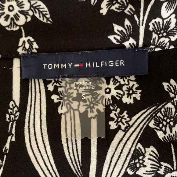 Tommy Hilfiger Button Up Blouse Size S - Picture 5 of 6